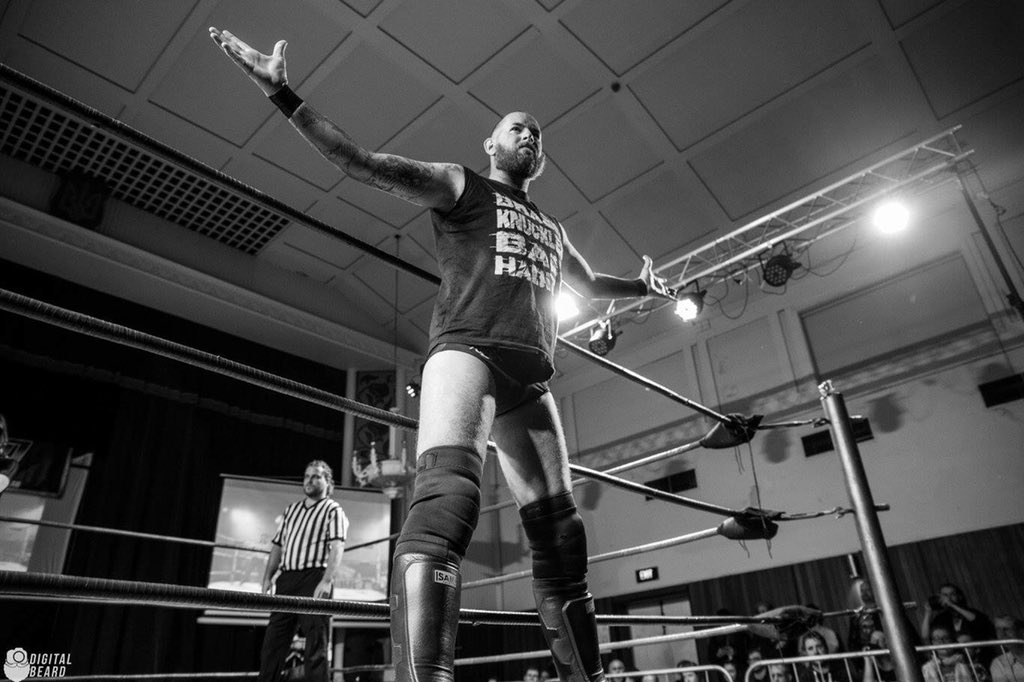 OG_WrestleDad's tweet photo. Less than a week out. @mcitywrestling Tensions Rising can’t come fast enough...
#MikeBurr #GoodTimeTrouble #BrassKnucklesBadHabits #WarDog #MCW #MCWTensions #MelbourneCityWrestling https://t.co/RR7LZQgHEo