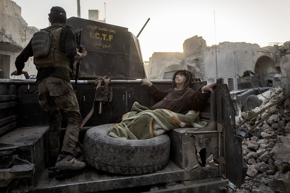 One of my photos from #mosul won the Danish Photo of the Year award. The main prize in the contest. I’m extremely happy and honoured. Thank you so much. #Åretspressefoto2017 #photooftheyeardenmark #war #conflict #photojournalism #Leica