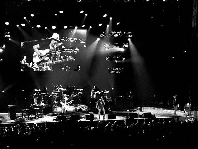 Anibal__Ruiz's tweet photo. Santana 🔥🎸 https://t.co/WCh5PtypWq