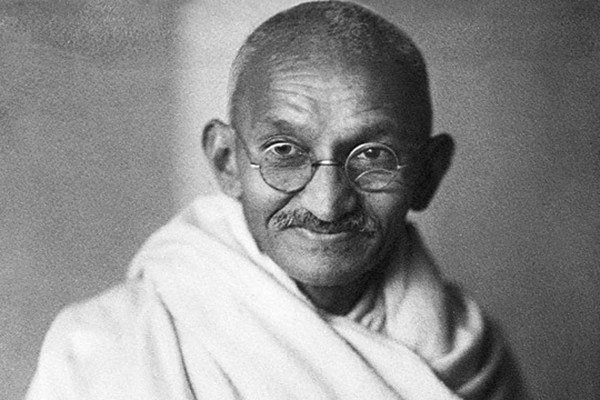 "Vive como si fueras a morir mañana; aprende como si el mundo fuera a durar para siempre” #Gandhi #Felizdomingo