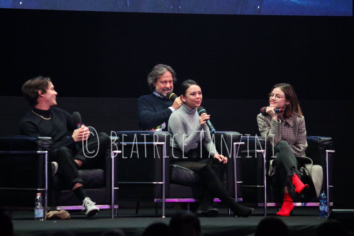 BTrooper_'s tweet image. #GoodbyeCon #PLL #Pllcon