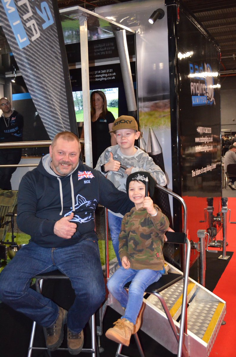 fishingfamilyuk's tweet photo. The kids loved the @radangling stand at the @northernanglingshow  and spent time trying to sell their quality banksticks! We’ll make salespeople out of them yet! #nas6 #northernanglingshow #fishing #radangling #takeyourkidsfishing #fishingfamily #gethookedonfishing #getfishing https://t.co/Sob7XdvPxR