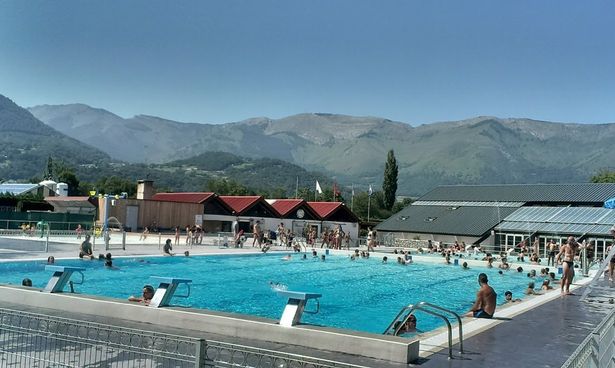 In a couple of days we'll be in @cauterets65110 for some skiing - but it's very much an all-year-round destination #FrenchPyrenees #DestinationPyrenees <a href="/nessfisher/">Vanessa Fisher</a> <a href="/PaulHMedia/">Paul Harrison</a> bigplanettravel.co.uk/summer/cautere…