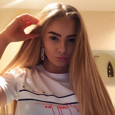 SwerveHolly's tweet photo. #NewProfilePic https://t.co/PoJdi3y1My