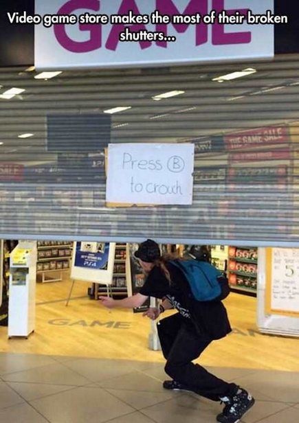 gamifying_world's tweet photo. Video Game store makes the most of their shutter

#VideoGame #GameStore https://t.co/Mr0LP4CGF9