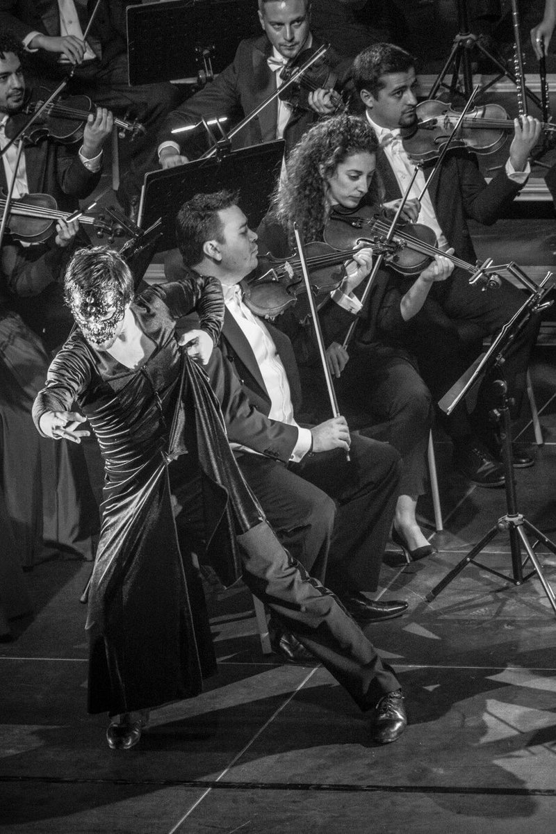 davidromerofla's tweet image. #felizdomingo ya de vuelta a casa!!! Aquí el último #concierto de #amorbrujo en @audiTorrevieja con la #orquestasimfonica de @Josep_Vicent