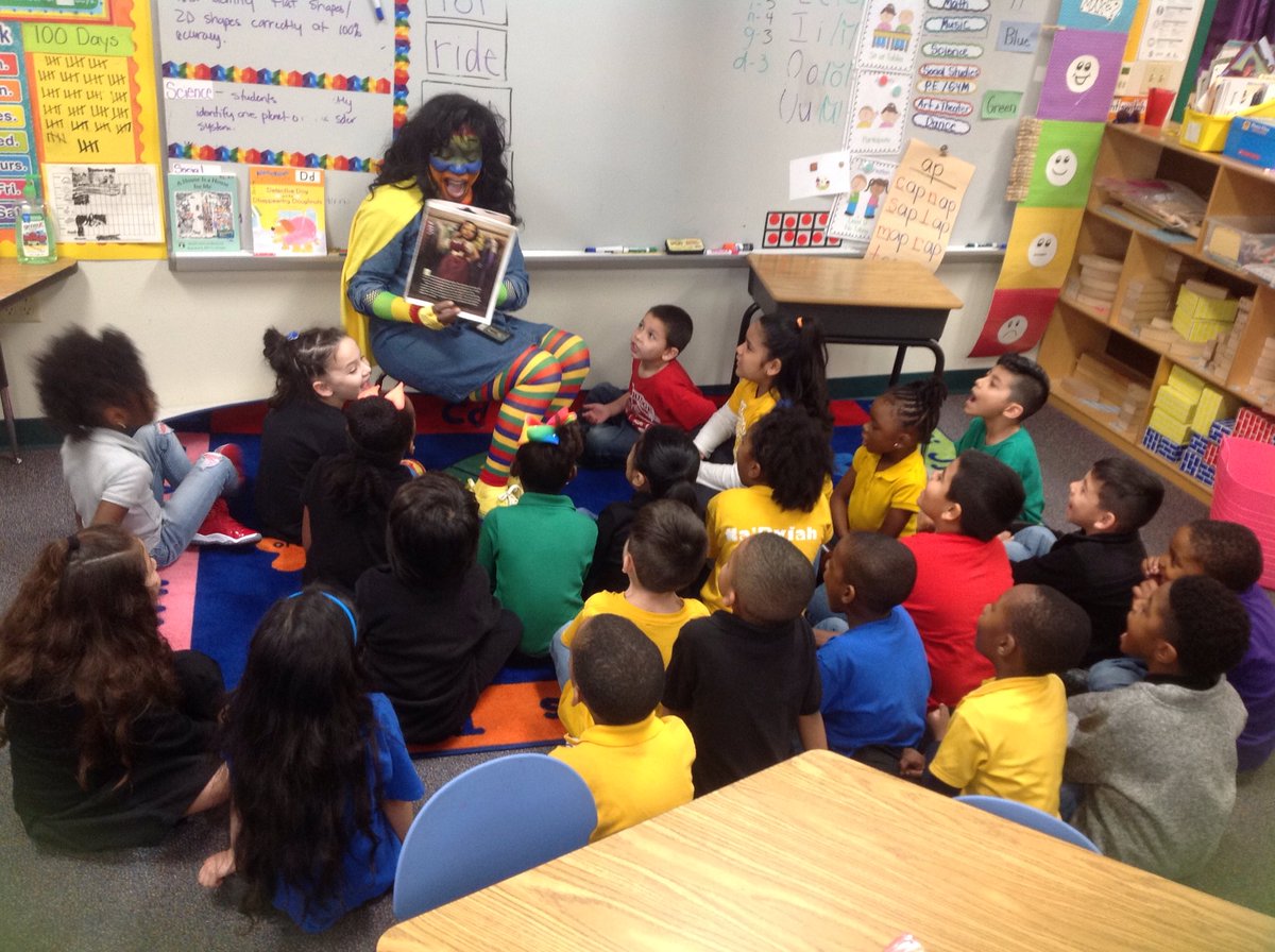 toney_mrs's tweet photo. #takeaRISK #beALLin #1stgradesupport #celebrateREADING #EVERYday #EVERYwhere #forEVERYkid #OhannaChevez @DeidreHannible @wrefama https://t.co/FNVk7UujbW
