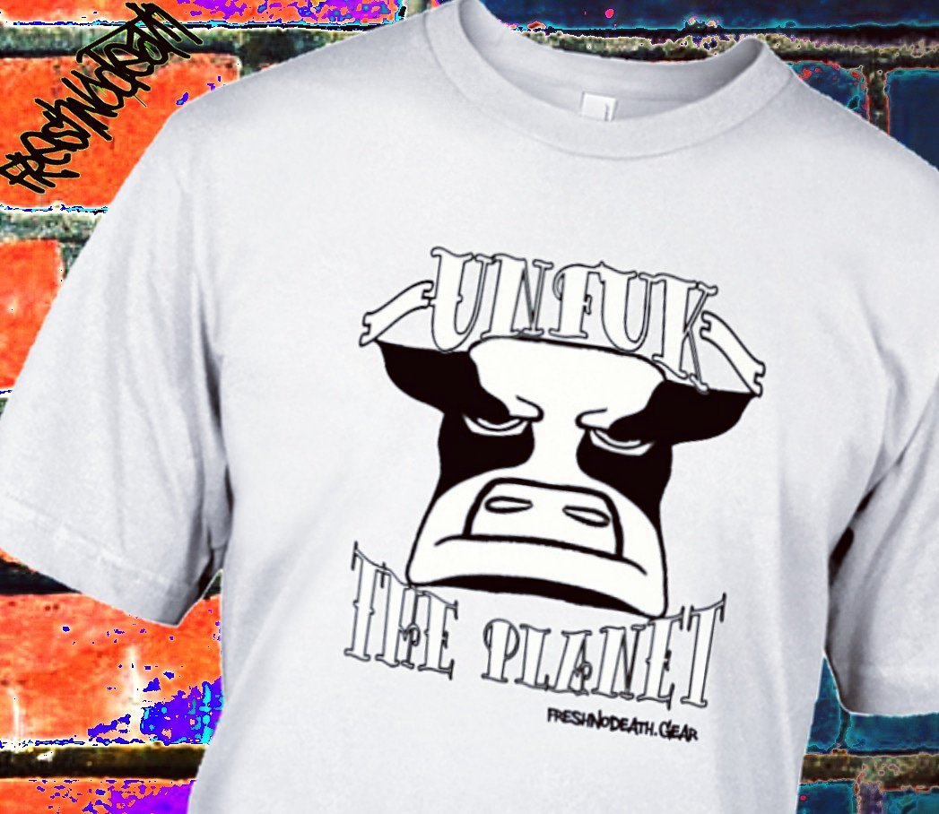 FRESHNODEATH's tweet photo. 🚨"UNFUK THE PLANET"🍎CLICK LINK ON PROFILE TO ORDER #plantbased #veganaf #govegan #veganlife #veganism #veganmuscle #vegansofig #vegan #Veganfood #veganshirt #yoga #fashion #organic #crueltyfree #meatfree #vegans #veganrecipes #FreshNoDeathGear #FreshNoDeath #fashionista #Dope https://t.co/5iCWDPQQEs