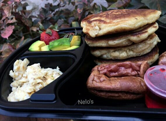 NwaBabyOne's tweet photo. Hey my Abuja people.
So I'm starting a Breakfast Food business.
A pack of Pancakes, Sausages, Eggs and Fruit. It goes for 2k(without delivery)
I'd appreciate if you guys could RT. https://t.co/4lWEZZCTzK