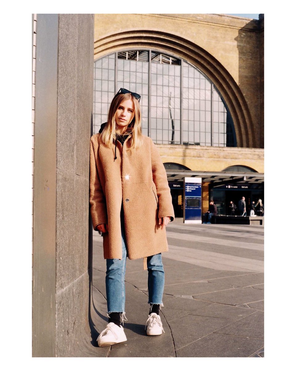 lottie (@lottiefoot) on Twitter photo 