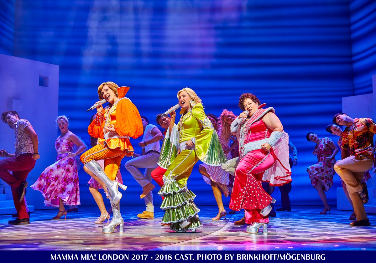 MammaMiaMusical's tweet photo. 🎶 See that girl, watch that scene! 🎶

#MammaMiaMusical #SundayFunday https://t.co/T9g4l87xR3