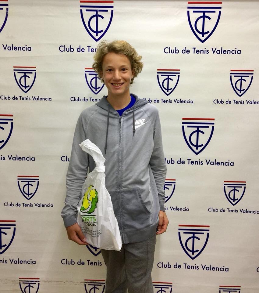 PanchoAcademy's tweet image. Javier González se ha proclamado finalista infantil en el Valencia Tenis Tour disputado en el Club Tenis Valencia. ¡Buen torneo Javi! Mejorando día a día 👏🏼💪🏼

#PanchoAlvariñoAcademy #tennis #tenis