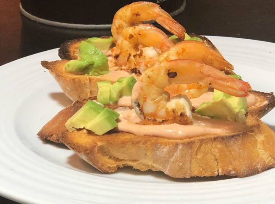2gcentigrados's tweet photo. 🍾¡Mercadeamos para disfrutar de los mejores pinchos de Santa Cruz!
Nuestra barra te espera llena de manjares hasta las 17:00 horas. 

#VenSantacruz #VenaSantaCruz #Tenerife #Gastronomia https://t.co/ePXUACvWSR