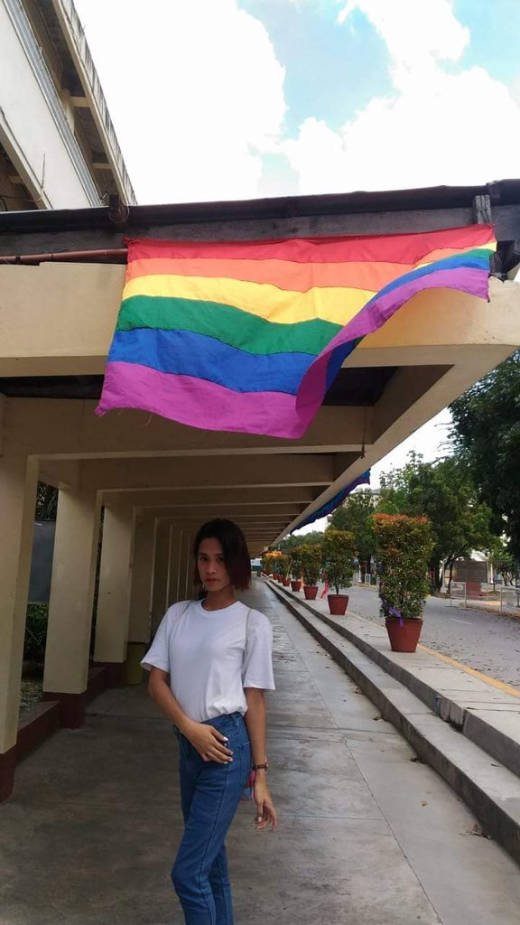 lovepatretch's tweet photo. 🌈 its going to be a week filled with color and glamour! #weekofcolors2018 📌 BulSU https://t.co/TQP5j5hWwG