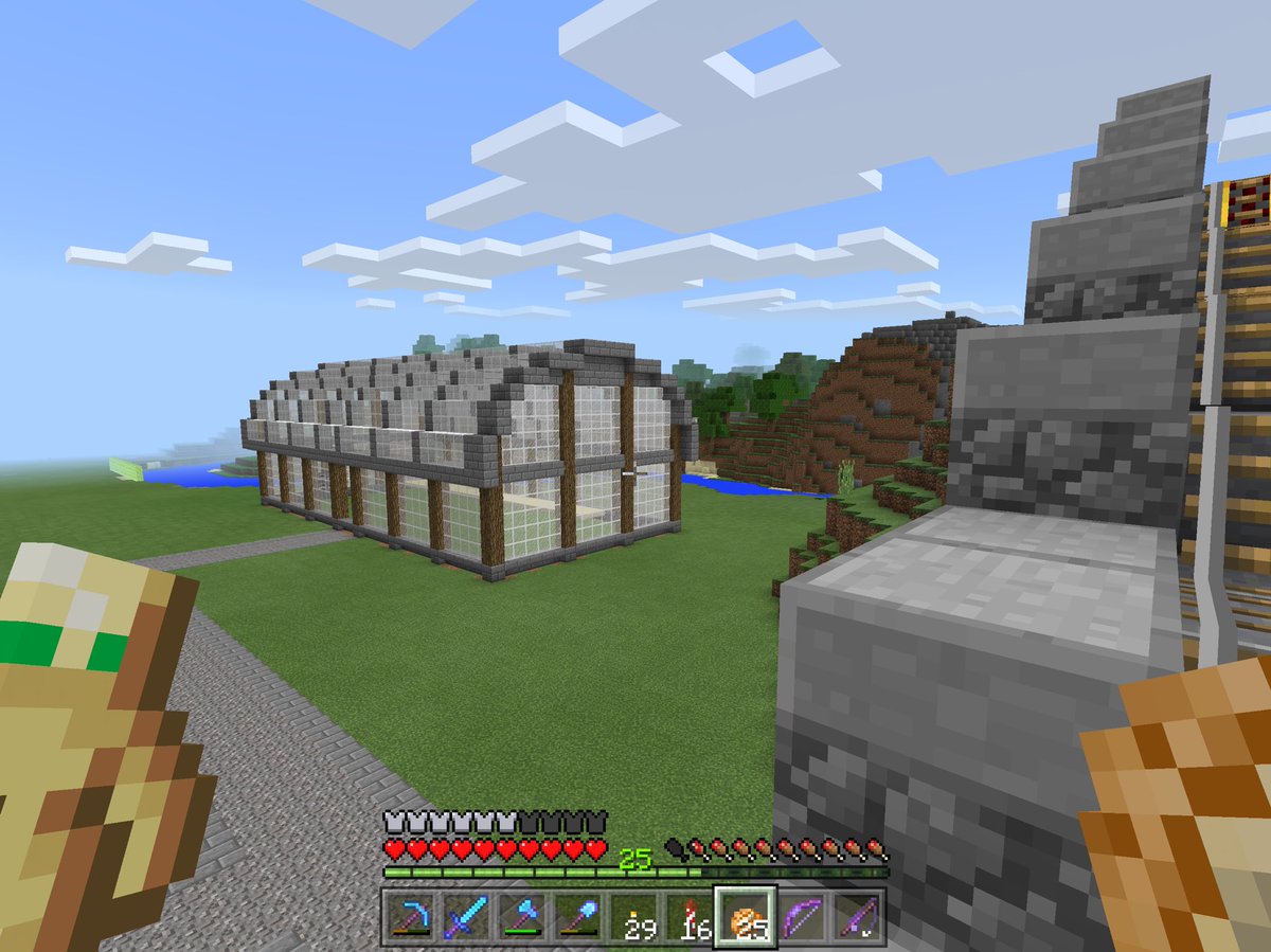 Minecraft News Sort Of Is A Green House But That Colour Glass Doesn T Look Right As Tested Before