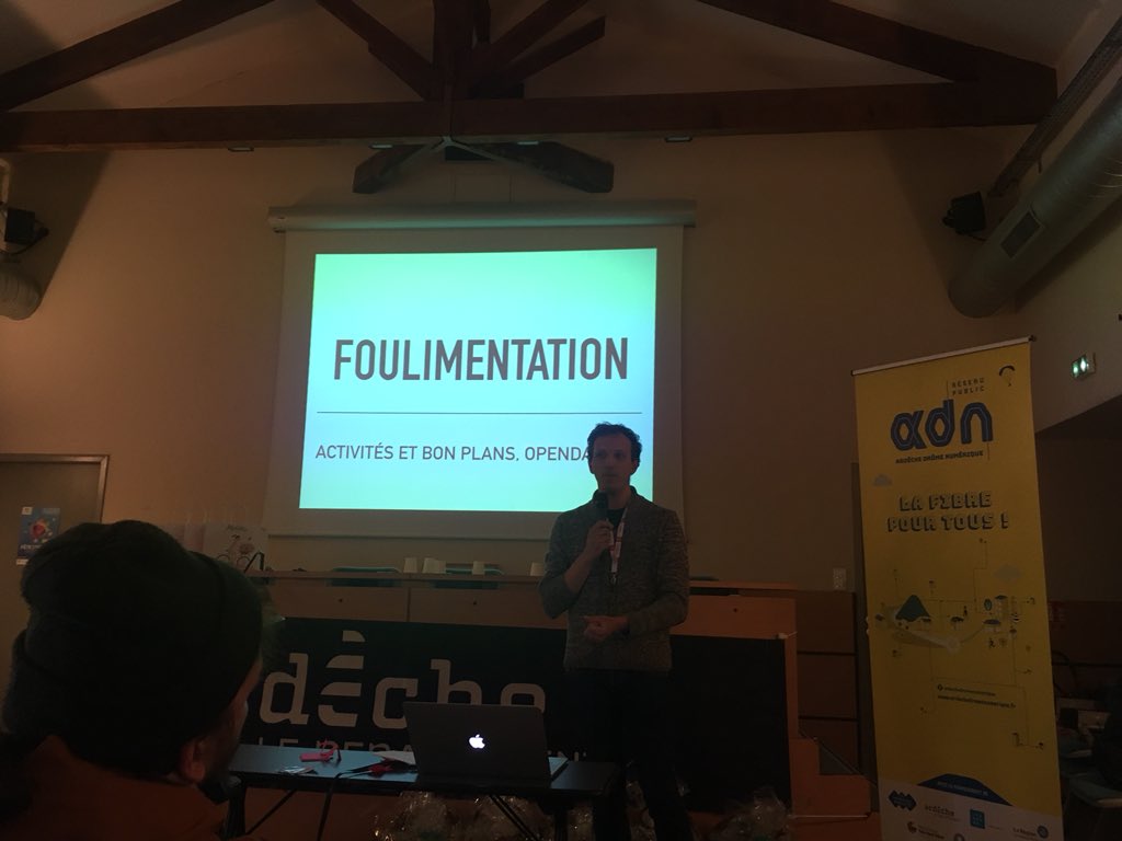 datactivi_st's tweet photo. 2ème projet : Marron futé, l’Ardeche pas la dèche. Présenter des bons plans de loisirs gratuits à partir de données open data. Compléter les données par la foulimentation (=crowdsourcing). 
#Hack07 #Opendataday https://t.co/gXzuLlf03n