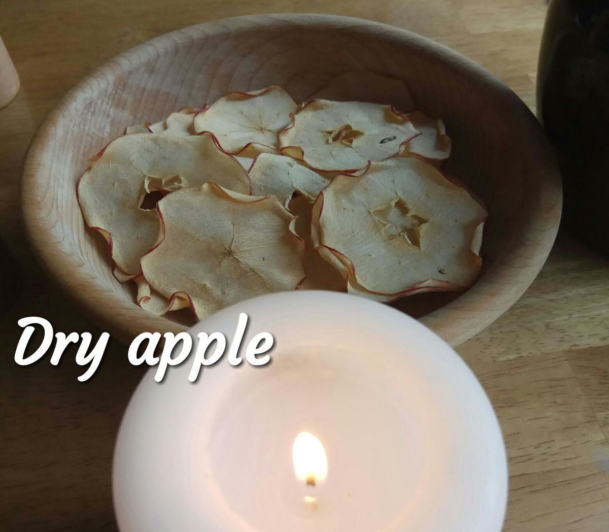 TeraRecipes's tweet photo. Dried apples #goodfood #Enjoy #recipes https://t.co/YZnQKtXxlK https://t.co/9FdJXSfRIT