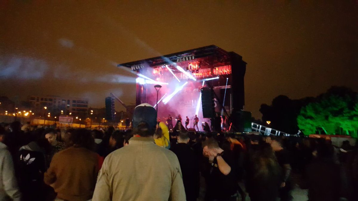 AytoPaterna's tweet photo. La música 🎵 ha sido protagonista este fin de semana en #Paterna #rockafalles #novayork https://t.co/vJx4rGAbJm