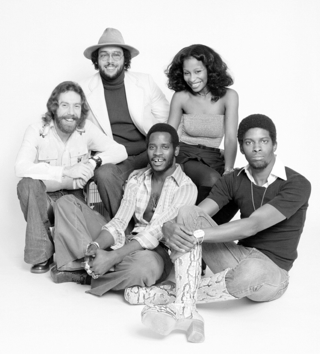 .<a href="/jazzfm/">Jazz FM</a> hr 2 &amp; <a href="/ChakaKhan/">C H A K A | K H A N</a> Stevie Wonder <a href="/ParisCesvette/">Paris Cesvette</a> <a href="/LWBMusic/">Lindsey Webster</a> John Klemmer, Wayne Henderson @KKosins Zulema <a href="/ReubenFowler/">Reuben Fowler</a> Far Out Monster Disco Orchestra #TheJourney