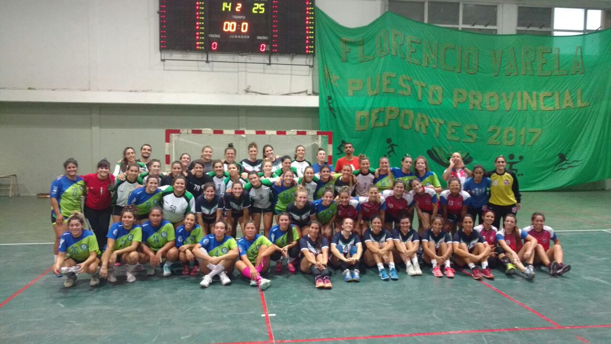 Ayer partidos de Mayores para ir preparando el año.
Hoy siguen Inferiores y cierran Mayores.
Fin de semana de Handball.
Fin de semana a puro 🖤💚✔