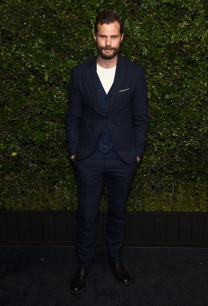 RoratoSilvia's tweet photo. #JamieDornan #Masterpiece #ReallyPerfect ππππππππππβ€οΈβ€οΈβ€οΈβ€οΈ #Divine #MadeoRestaurant #PreOscarsDinner #LosAngeles Thanks so Much @JamieDornan_org @EverythingJDcom @OhMyFifty @Jamie_DornanCan https://t.co/BcoKRjIIzn