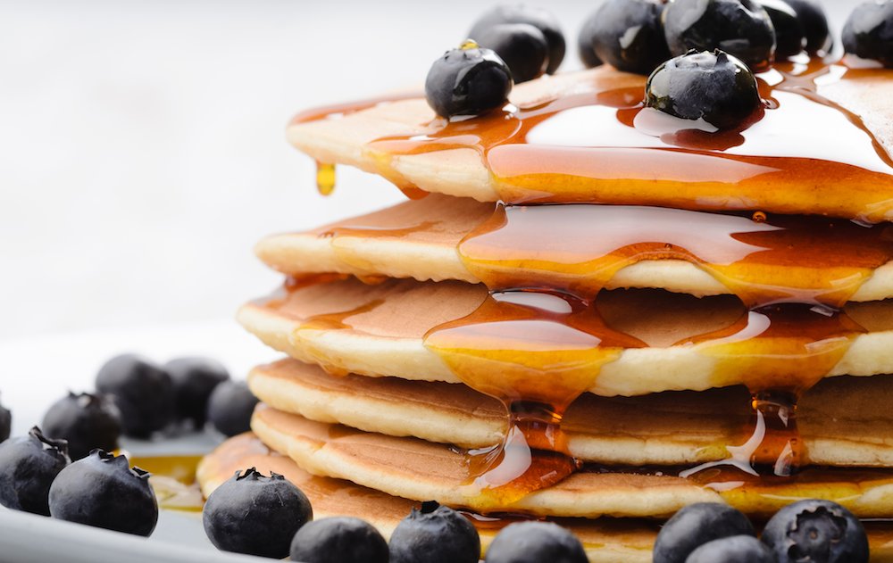 doubletreeleeds's tweet photo. This #Easter, why not book our #SkyBreakfast and Stay #weekend offer? Enjoy a cosy stay at #DTLeeds before welcoming the morning with a delicious hearty #breakfast from our #SkyLoungeLeeds rooftop bar! https://t.co/DOYNaEtZZp https://t.co/jqa12fBqJl