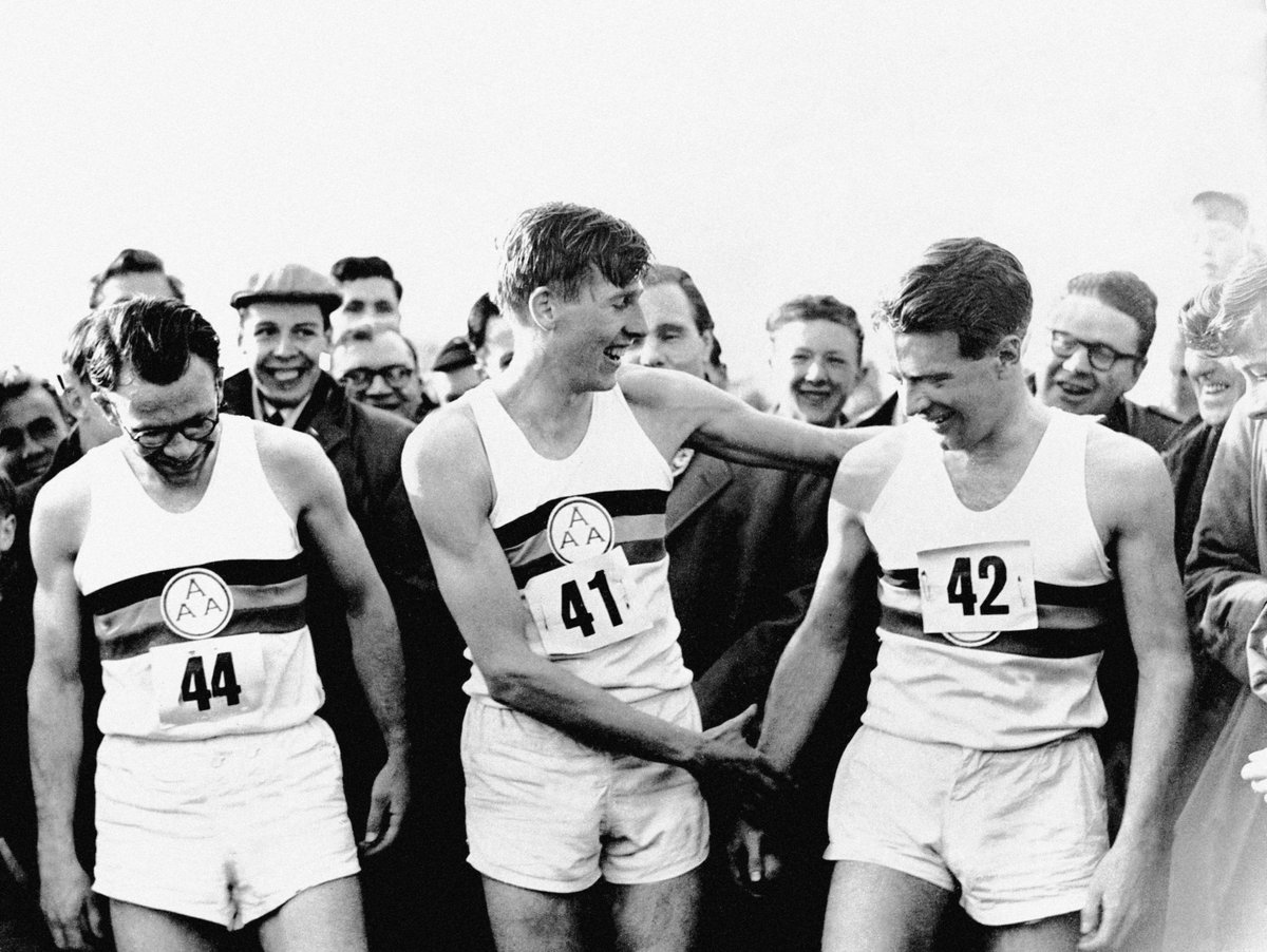 LondonMarathon's tweet photo. For some the word legend doesn't quite cut it. 

Rest in peace Sir Roger Bannister. https://t.co/ZW3Y8qkvGh