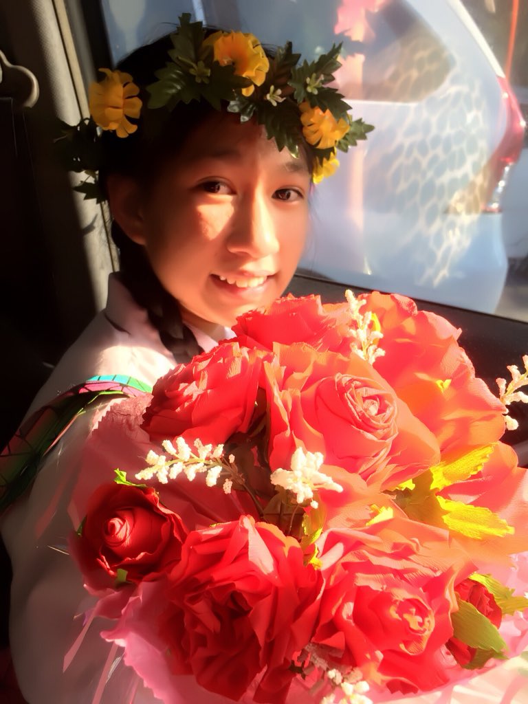 TingItsaree's tweet photo. Congret!!!!!! เหยินน้อย https://t.co/7eRamfQINL