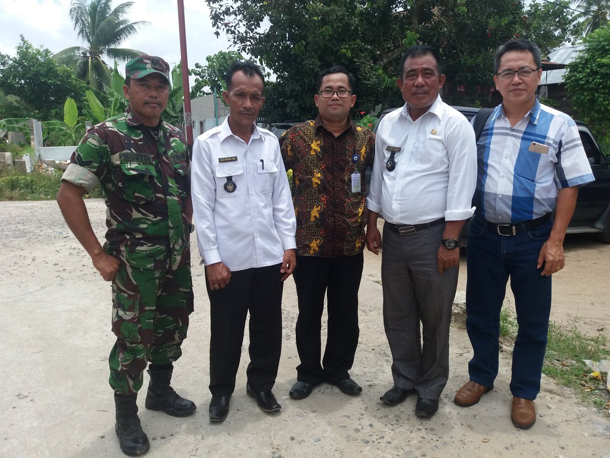 IsmailAZainuri's tweet photo. Rangkaian agenda Misi Kemendesa dan Wordbank dlm Program Inovasi Desa(PID)di Prov Sumsel
#Manfaatdanadesa2018 
#Gerakaninovasidesa 
#inovasidesa
@EkoSandjojo 
@taufikmadjid71 
@anwsanusi 
@fachrilabalado 
@tppindonesia 
@KemenDesa 
@bambangsoetono 
@wahyuddin_kessa
@inovasi_desa https://t.co/FNUcZuZsSb