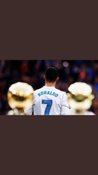 "La edad ya le pesa, Cristiano Ronaldo no es el mismo...".  ➔ 10 goles en sus &uacute;ltimos 5 partidos. ➔ 14<a href="/tag/halamadrid"class="tags"><span>#halamadrid</span></a><a href="/tag/halamadridynadamas"class="tags"><span>#halamadridynadamas</span></a>