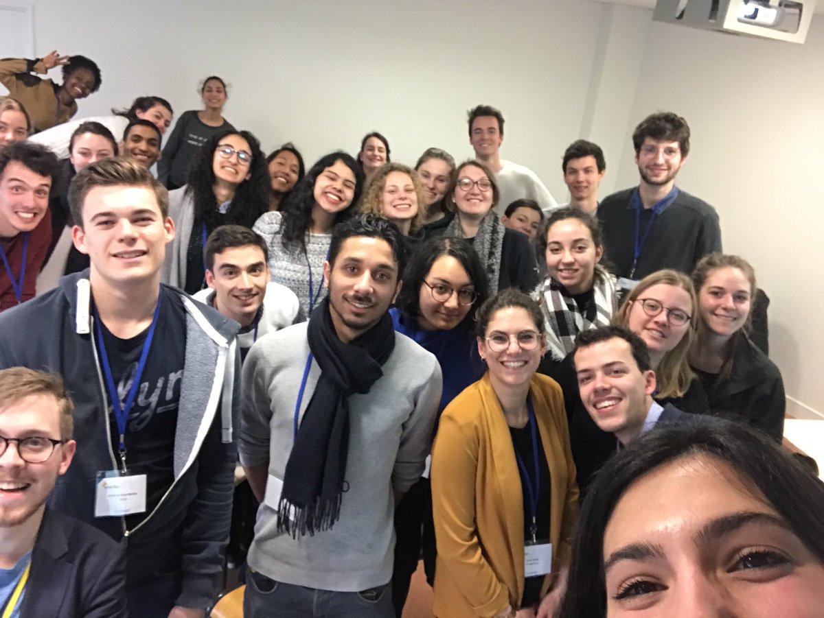 PaulaEnactus's tweet photo. Selfie de fin de l’atelier « Comment participer à la Compétition Nationale ? » #BOOSTER Merci aux étudiants pour votre engagement et votre motivation ! On se voit à la Compétition Nationale ! @EnactusFrance https://t.co/5LHDdxLvip