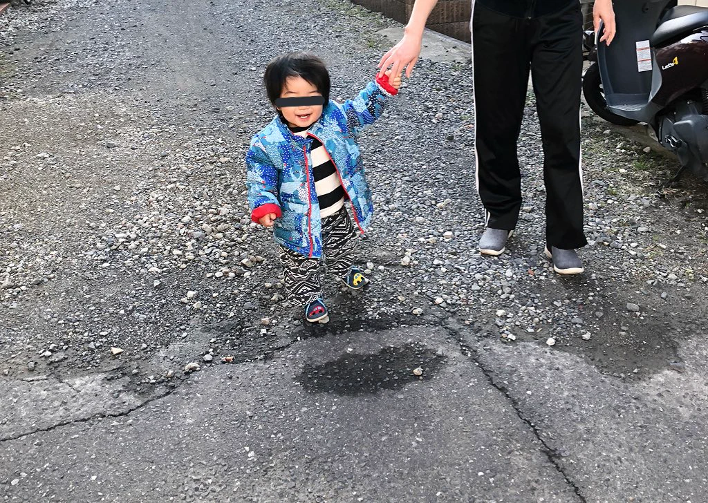 心霊写真！？疲れてなくても浮いているように見える写真がヤバイｗ