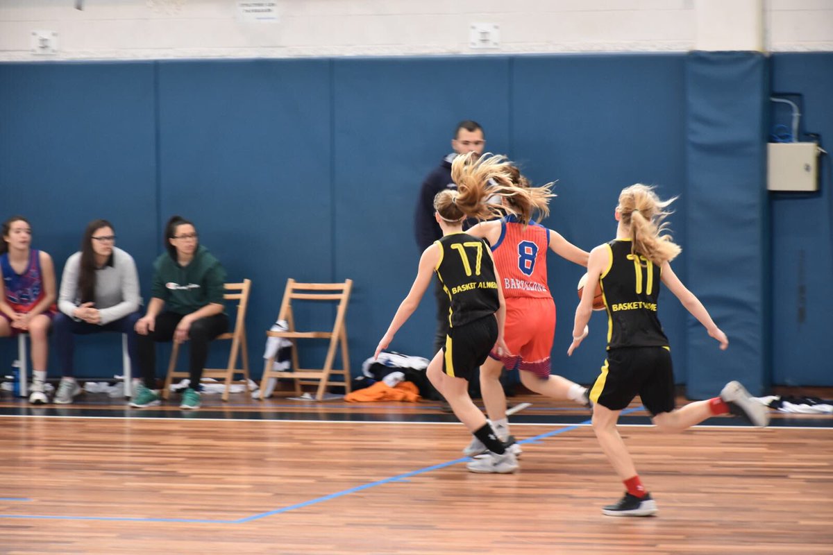 ASRBasketAlmeda's tweet photo. 🏀 #IF2ALM 79 - @LimaHortaBasket 49

Bona feina en el segon partit de la jornada infantil al #pavellóAlmeda

#goAlmeda #jornadaAlmeda #basketAutèntic https://t.co/y0KkUBnmfg