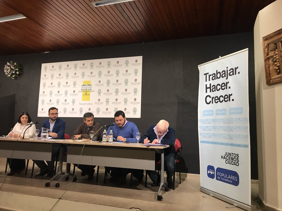 <a href="/NNGGTomelloso/">NNGG de Tomelloso</a> asistimos a la asamblea informativa convocada por <a href="/PPTomelloso/">PP Tomelloso</a> en la casa de la cultura #tomelloso #pp