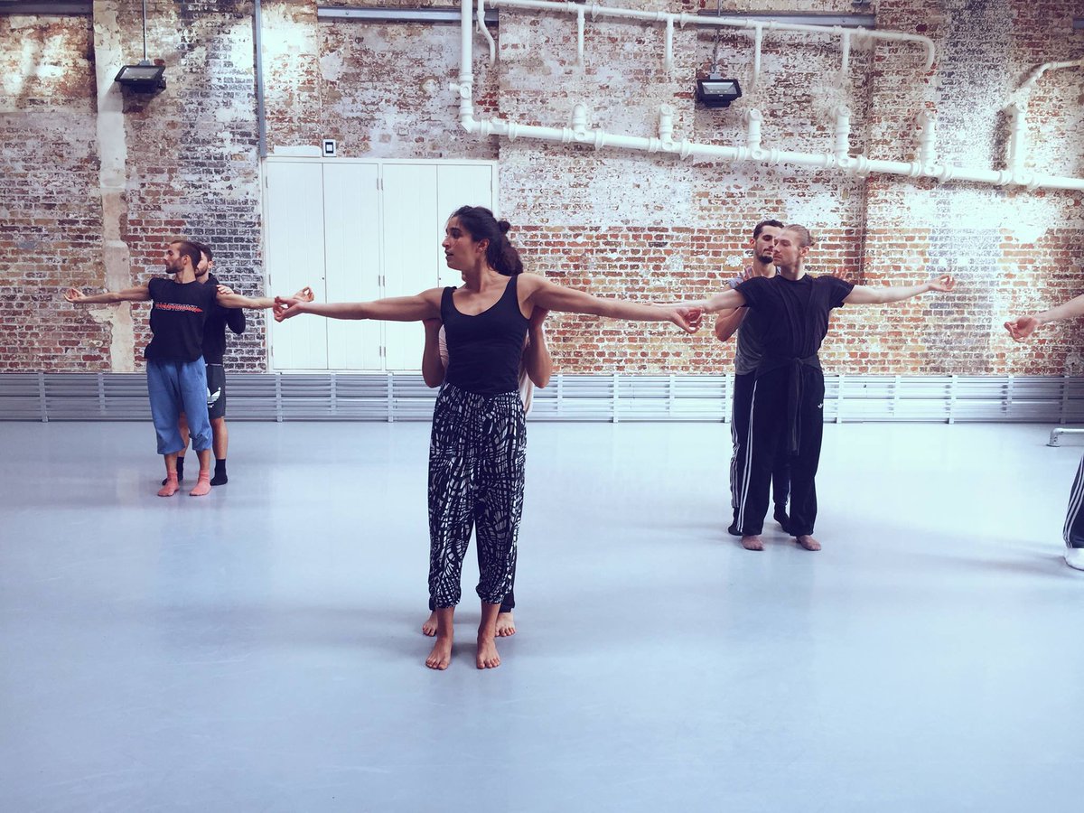 FeetGroundDance's tweet image. **STARTING WEDNESDAY 7th MARCH**
Join us at @chisenhaledance this Wednesday 10.30-12 for the first week of Pro-class. 1 banging playlist, 2 teachers, only £4! 
#proclass #london #eastlondon #mileend #chisenhale #dance #contemporarydance #contactimprov #partnering #improvisation