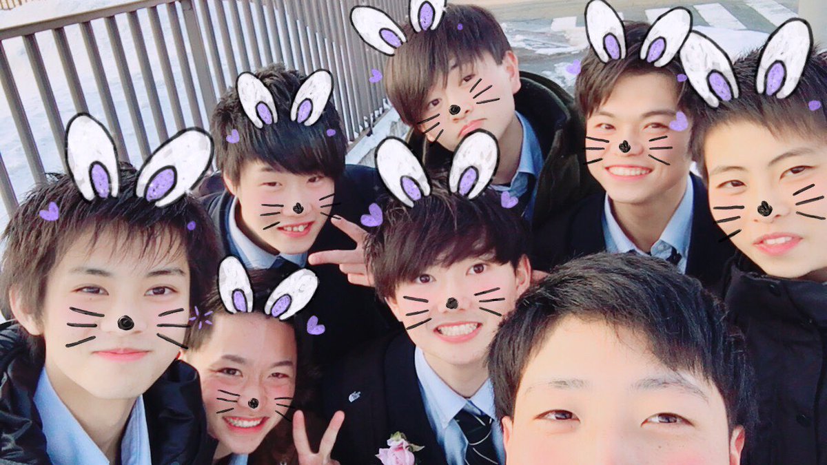 dop0874's tweet photo. 皆に出会えて良かったあと5年くらいは皆で留年したい感はある。
りーせんの涙となすくんとれつの涙見た時は本当に感動しました。
ダンスで粋がってたキチガイで覚えてて貰えると嬉しいです。
僕も忘れません。
また会おう https://t.co/WR76xnyzSK