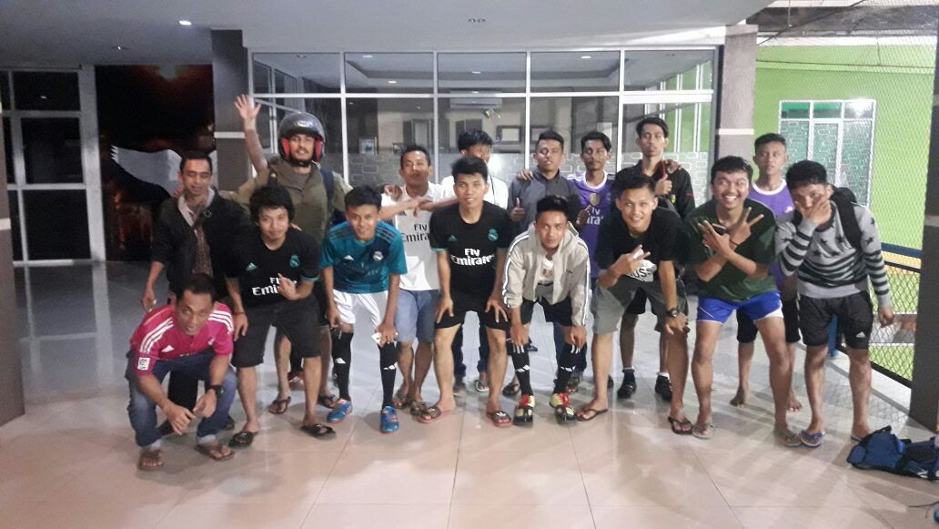 prmi_solok's tweet photo. #DokumentasiPRMI
Kegiatan PRMI SOLOK semalam
#FunFutsalPRMI dan #NomadPRMI
Ayo bergabung bersama kami menjadi MADRIDISTA SEJATI π
cc @Madrid_Indo
#HalaMadrid #VamosPRMI #VamosMisol https://t.co/Zazm3W273Z