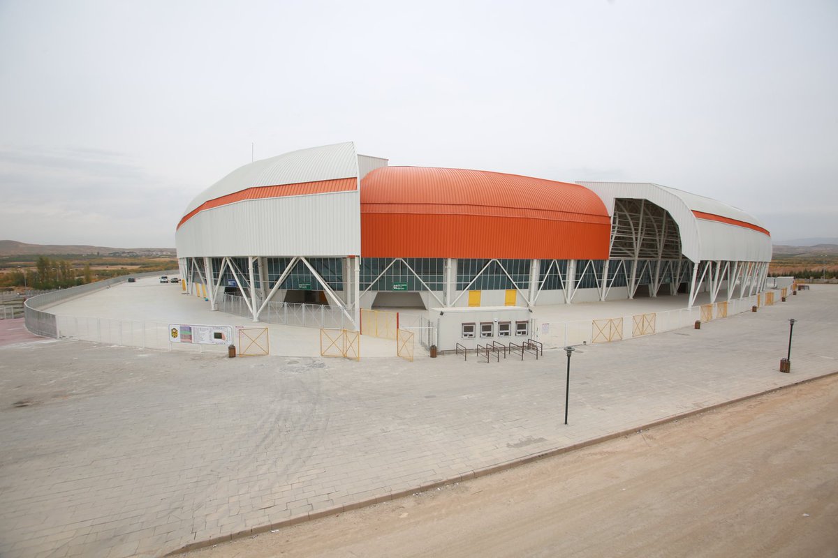 StadiumDB.com tweet media