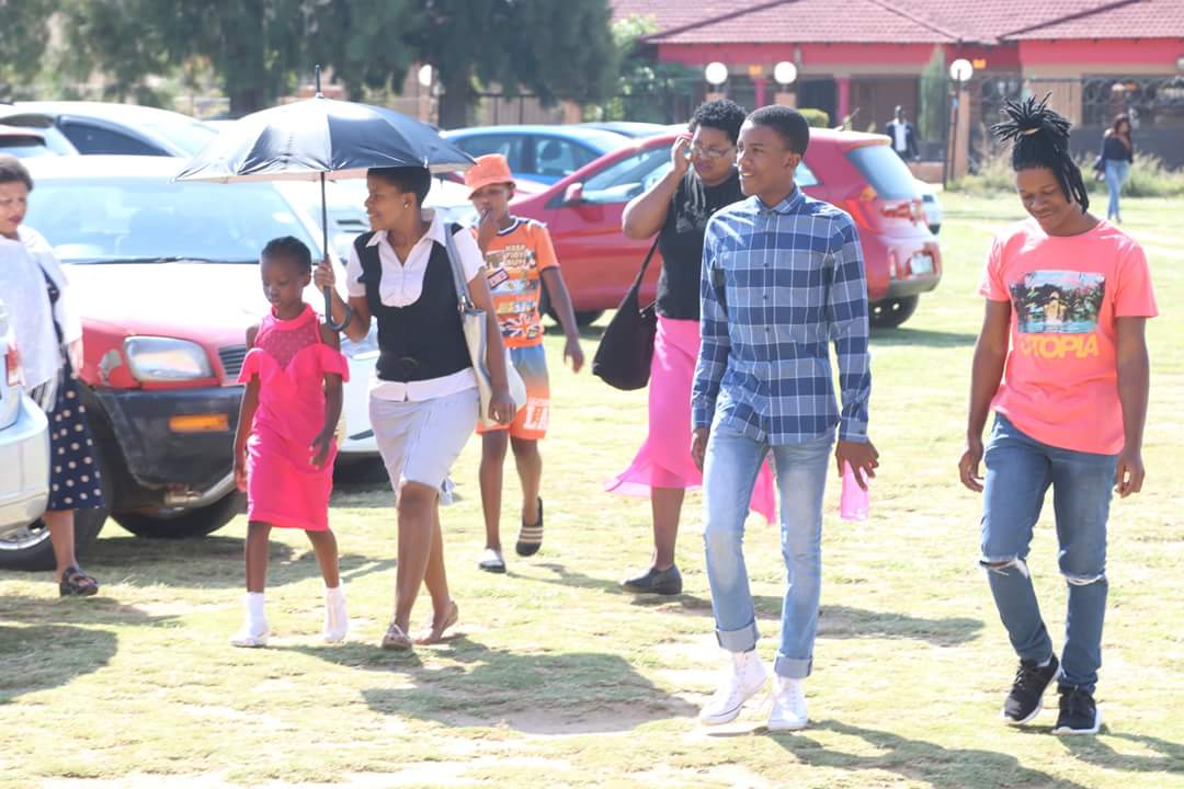 Grace_Mahikeng's tweet photo. We are driven and encouraged by this verse, Psalm 122:1, I was glad when they said unto me, let us go into the house of the lord. This is Great Grace Church congregation coming in for the Sunday service earlier this Morning here in Mahikeng. #30YearsOfGrace #PreparationForChange https://t.co/0BiTEOUICX