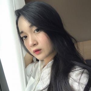 puterihyun's tweet photo. OMG! You have to see this. #BIGOLIVE > Meow.  
https://t.co/53E9ioX7Jb https://t.co/G7Ten8ReUC