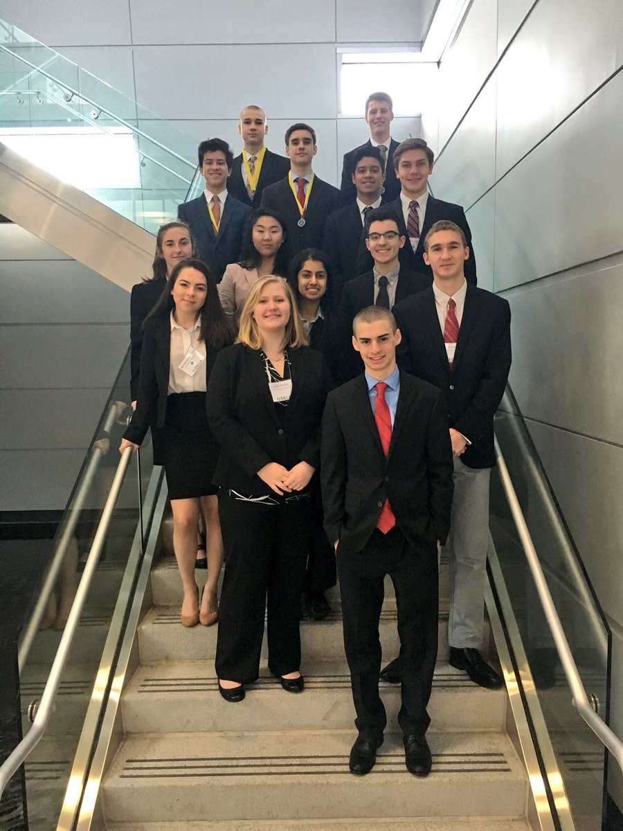 WTWDECA's tweet image. Our last day!! Ready for awards 🙌🏼