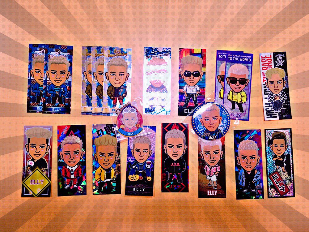 CRAZYSHOlove's tweet photo. 中目黒にて。
コラボ出来たしELLYたくさん交換したり買取出来たから満足幸せだ😂
今日の収穫でこれは頑張った
後でコラボの写真載せマース https://t.co/PxAZQREd5s