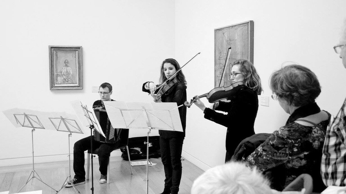 museegranet's tweet photo. ✨N'oubliez pas ! Dimanche 4 mars c'est gratuit et en musique au #museegranet 🎷
😁 3 bonnes raisons de venir :
➡️Interventions musicales à la #collectionplanque de 14h à 17h
➡️L'exposition Cézanne at Home
➡️La grande rétrospective TAL COAT https://t.co/5K2Czd07s5