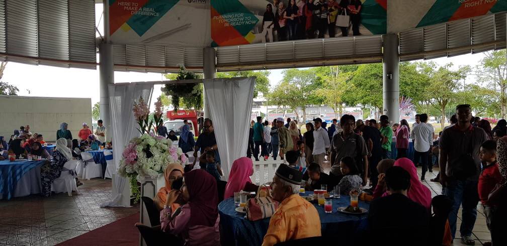PutuBambuMD's tweet photo. #PutuBambu #Malaysia https://t.co/Attx0rMIkj unit bergerak di Majlis WALIMATULURUS di UTHM semalam. Alhamdulillah #foodporn #HalalIndustry #NegaraKu #foods #franchise #franchisee #franchisor https://t.co/CBdtrfu6il