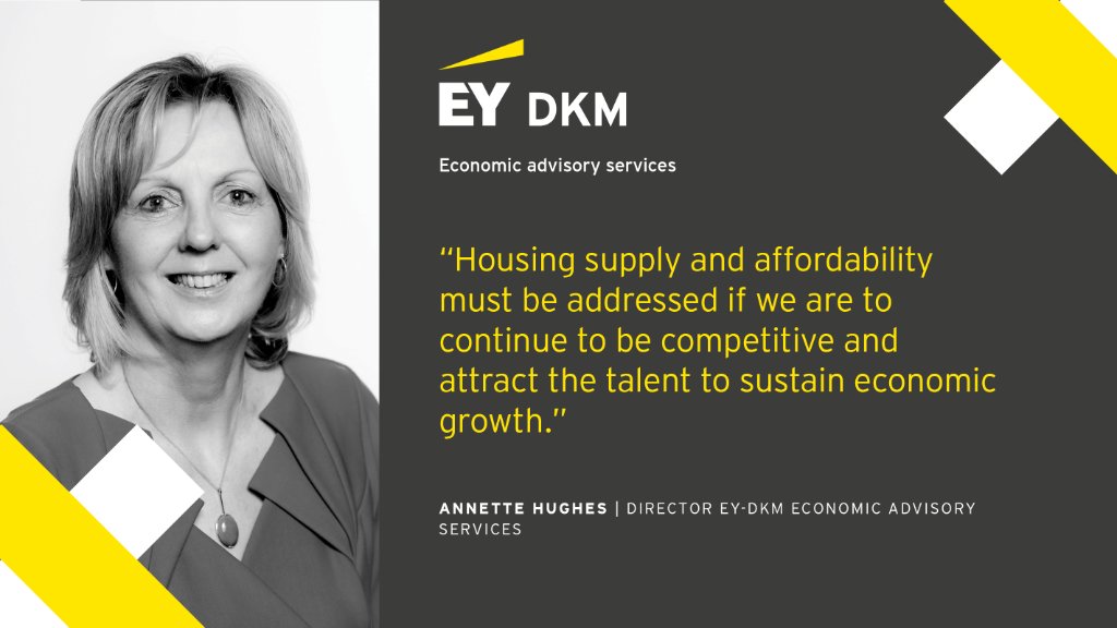 EY_Ireland's tweet photo. EY-DKM Economic Advisory, provides a full suite of #economic services in the Irish market, helping both public and private sector clients understand the environments they operate in #TogetherAchievingMore https://t.co/ah3sVGmWFA https://t.co/cyWeeMadLk