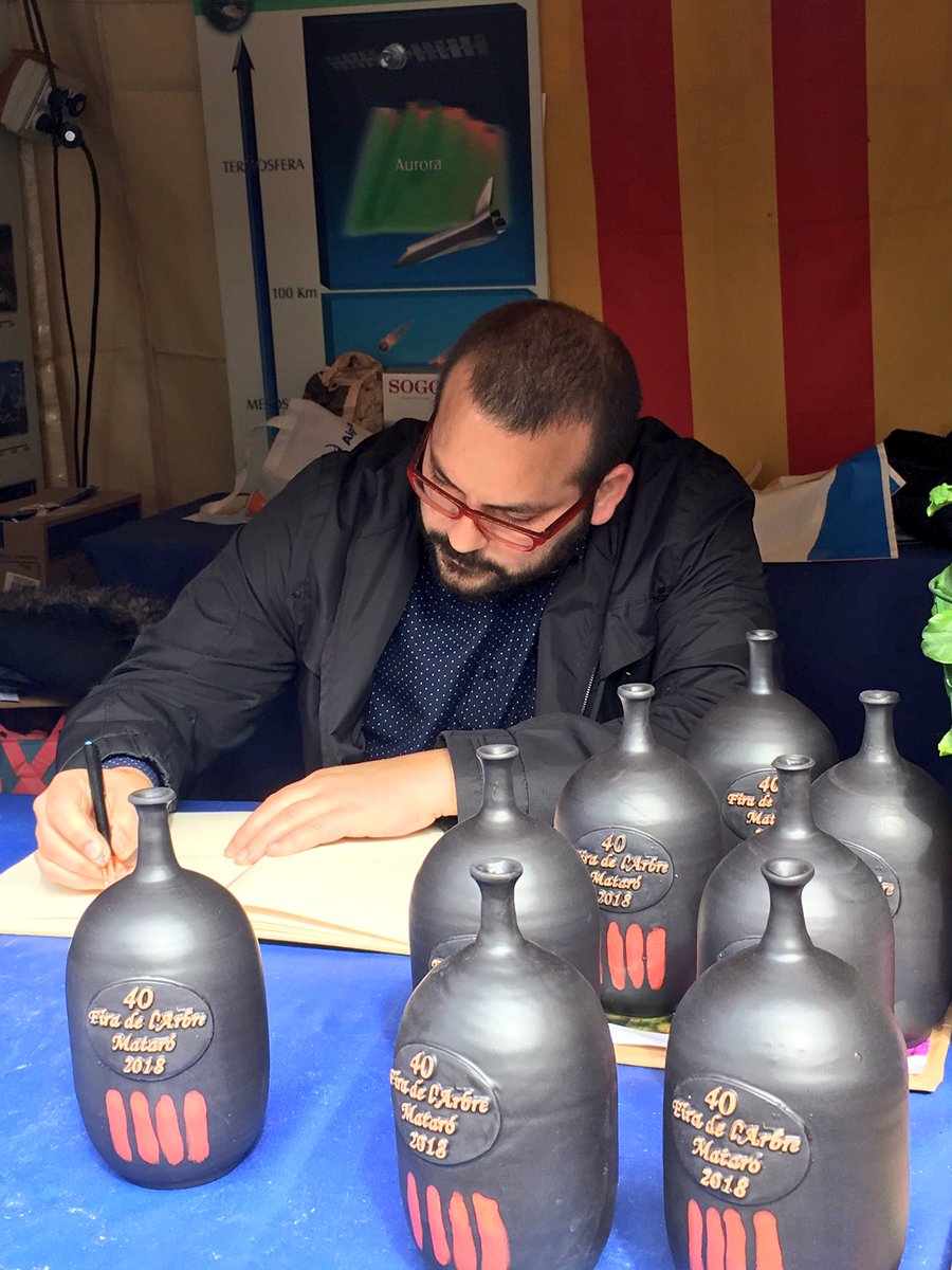 matarocat's tweet photo. 40a Fira de l’Arbre i la Natura al Parc Central amb 165 expositors que ofereixen tot tipus de productes relacionats amb la floricultura, l’agricultura,l'artesania i l'alimentació https://t.co/k5KzVjSzkp