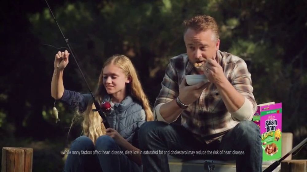 craigandrewwolf's tweet photo. When I see this commercial I imagine Jesse Pinkman, 15 years later, as a father and life is good...@aaronpaul_8 #BreakingBad https://t.co/7SpTHcyf3s