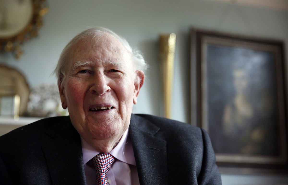 Roger Bannister, the first runner to break the 4-minute barrier in the mile, has died.  1310news.com/2018/03/04/rog… https://t.co/4o0sLwgH9h