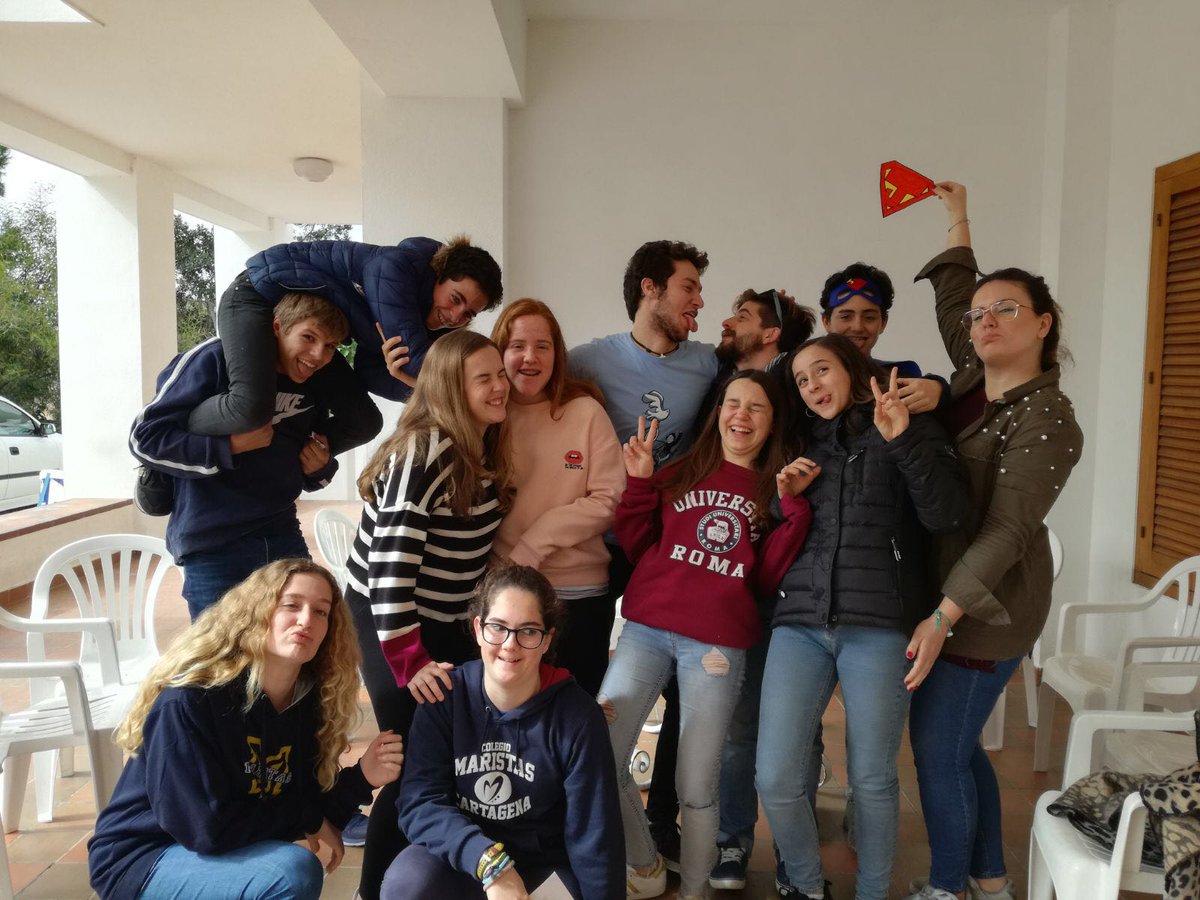 CtGrupos's tweet photo. Eres BuenaJente si das la cara por los demás #GA4 #GVX #Valentía @MaristasCt https://t.co/fnehnnmS8R