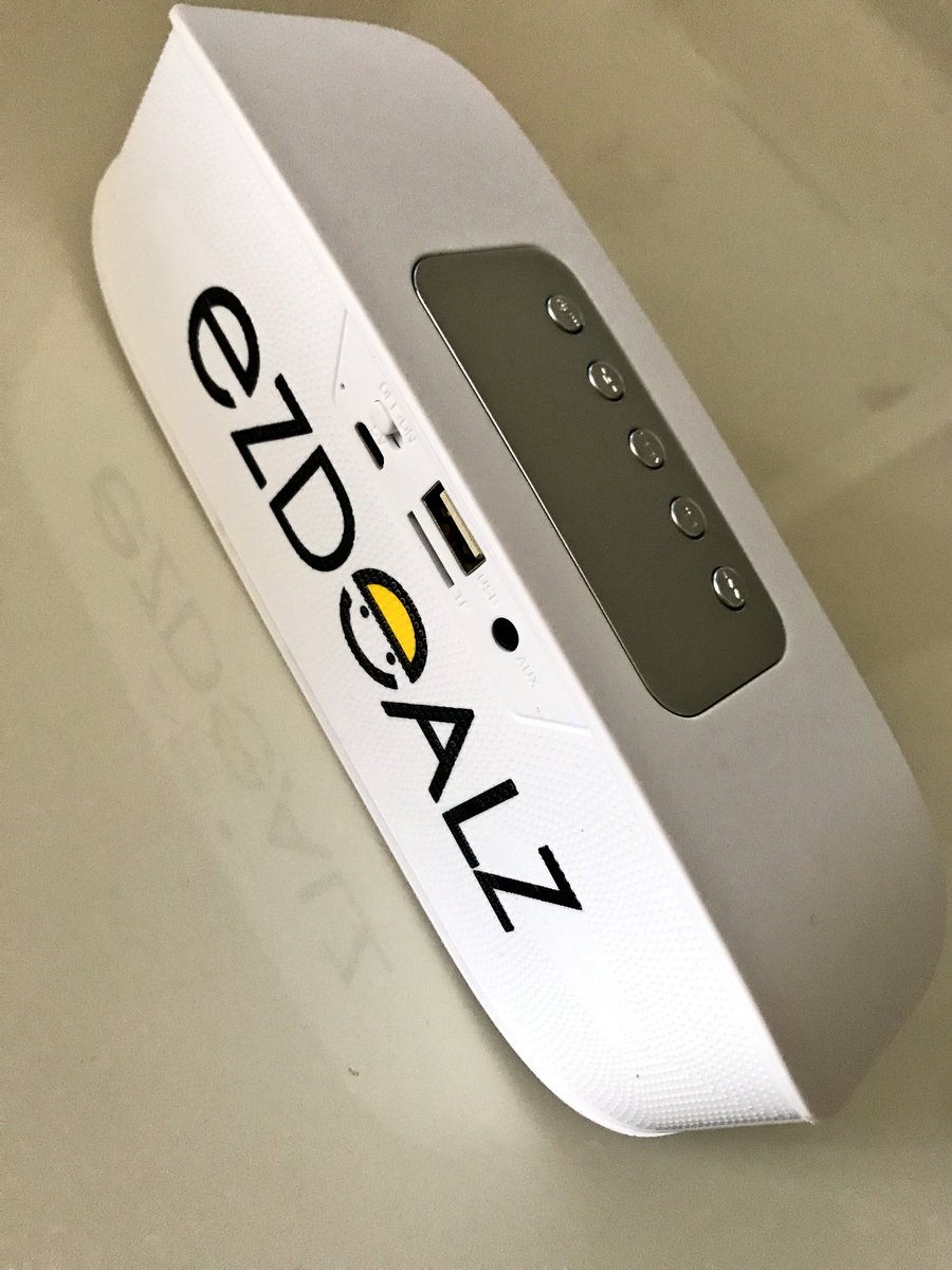 EzDealzPakistan's tweet photo. From Sunday 11th March we will draw one winner for the amazing EzDealz 8000mah power bank, power bass Bluetooth speaker, anti theft back pack &amp; the awesome HD action camera with accessories. Just download the EzDealz app &amp; register you will automatically be included in the draw. https://t.co/vy4kAt4H6t